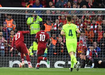 ساديو ماني يكشف عن حديث كلوب العجيب مع لاعبي ليفربول قبل مواجهة برشلونة