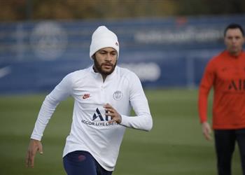 فيديو نيمار يعود لتدريبات باريس سان جيرمان بعد تعافيه من الإصابة