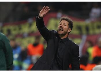 فيديو سيميوني بعد السقوط أمام باير ليفركوزن أنا المسؤول الأول والكرات الثابتة كلفتنا الكثير