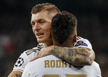 توني كروس يدافع عن خاميس وبيل ويشيد بأداء فيدي فالفيردي ورودريجو