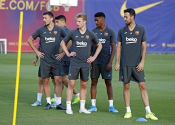 آس مدافع برشلونة غاضب من فالفيردي بسبب الاستبعاد المستمر