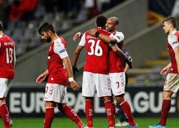 بمشاركة النني بشكتاش يسقط أمام براجا بثلاثية في الدوري الأوروبي