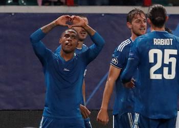 كوستا يعلق على هدفه الرائع أمام لوكوموتيف ويدعم بالوتيلي بعد حادث العنصرية