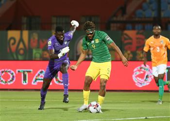 بالفيديو مهاجم جنوب إفريقيا الأولمبي يهدر فرصة لا تصدق بعد خطأ فادح من حارس كوت ديفوار