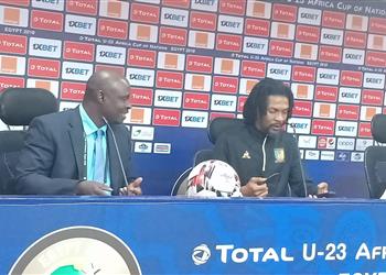 سونج يمتدح مصطفى محمد ويؤكد الجماهير المصرية م عجبة بي ولا أعرف السبب