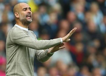 مانشستر سيتي يأمل في عودة مبكرة لمدافعه المصاب