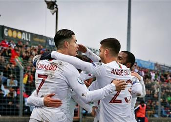 بالفيديو رونالدو يقود البرتغال للتأهل إلى يورو 2020 رسمي ا بثنائية في لوكسمبورج