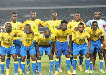 فيديو الجابون تهزم أنجولا بثنائية في تصفيات أمم إفريقيا