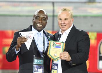 مدرب جنوب إفريقيا أهنئ منتخب مصر على الصعود للأولمبياد وفريقي لم ينجح في التعامل مع الضغط الجماهيري