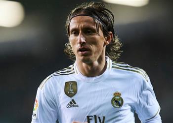 لاجازيتا مودريتش حلم ميلان في الصيف