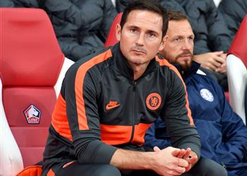 فيديو لامبارد يطمئن جماهير تشيلسي على أبراهام ويدعم كيبا بعد هدف فالنسيا الغريب