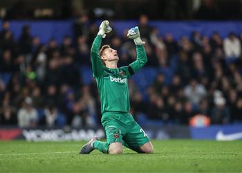 ديفيد مارتن يكشف رد فعله المجنون بعد علمه بالمشاركة كأساسي أمام تشيلسي وبكاءه بسبب والده