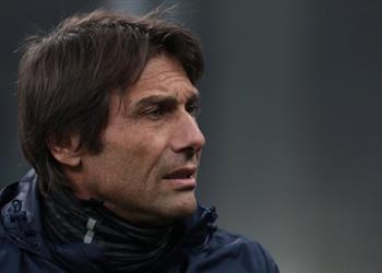 إنتر ميلان يصنع التاريخ مع كونتي في الدوري الإيطالي بثنائية أمام سبال