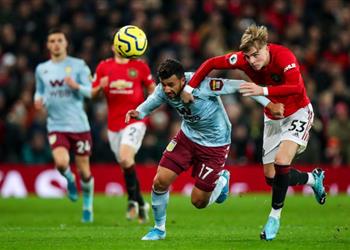 وصفت الفار بـ العار ردود فعل واسعة لجماهير أستون فيلا بسبب هدف تريزيجيه الملغي أمام مانشستر يونايتد