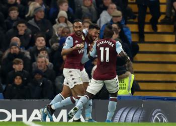 فيفا يشيد بهدف تريزيجيه وتمريرة المحمدي أمام تشيلسي صنع في مصر