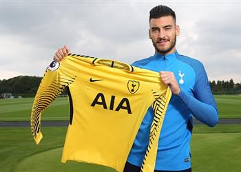 رسمي ا توتنهام يتعاقد مع حارس مرمى جديد