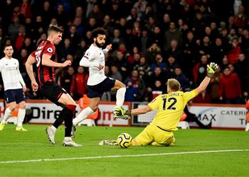 جماهير ليفربول بعد تألق محمد صلاح أمام بورنموث الملك المصري عاد