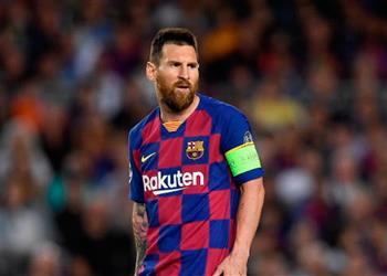 مدير برشلونة يوضح تصريحات ميسي بشأن الاعتزال