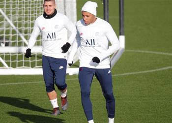 كافاني وفيراتي يعودان لتدريبات باريس سان جيرمان قبل مباراة جالطة سراي بدوري الأبطال