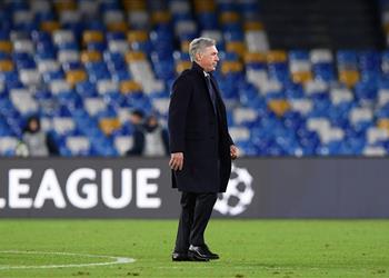 أنشيلوتي يتحدث عن مستقبله مع نابولي بعد التأهل بدوري أبطال أوروبا ويؤكد اللاعبون يؤدون المباريات بثقل على أكتافهم