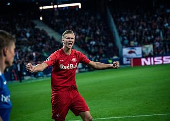 تقارير هالاند يطير إلى ألمانيا للتفاوض مع بوروسيا دورتموند