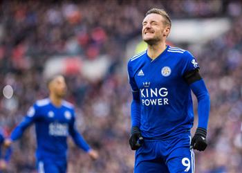 ترتيب هدافي الدوري الإنجليزي بوكي يتساوى مع محمد صلاح وقطار فاردي يتوقف