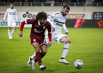 تشكيل لاريسا أمام أتروميتوس في الدوري اليوناني عمرو وردة أساسي ا