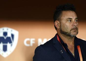 قبل مواجهة مونديال الأندية مدرب مونتيري لسنا الطرف المرشح أمام ليفربول