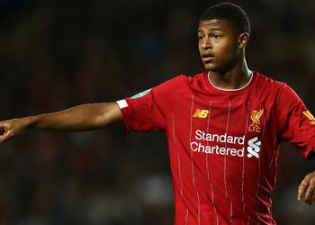 شكوك حول مشاركة ريان بروستر مع ليفربول أمام أستون فيلا في كأس الرابطة