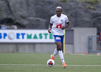 وسط اهتمام من الأهلي مدير لوزيرن يثير الجدل حول مستقبل إليكي في يناير