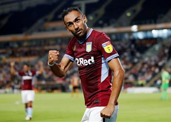 فيديو أحمد المحمدي يضاعف النتيجة لـ أستون فيلا بهدف عكسي من ليفربول