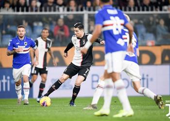 فيديو رونالدو وديبالا يقودان يوفنتوس لصدارة الدوري الإيطالي بثنائية في سامبدوريا