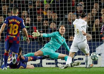 مباراة الكلاسيكو تشهد رقم ا سلبي ا غائبا م نذ 17 عام ا بعد تعادل برشلونة وريال مدريد