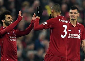 محمد صلاح يمازح فابينيو بعد تأهل ليفربول إلى نهائي مونديال الأندية والبرازيلي يرد