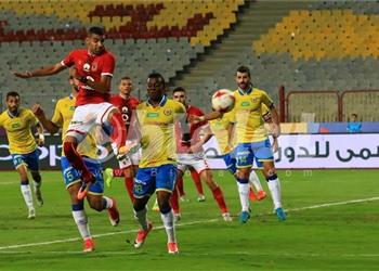 فايلر يحاضر لاعبي الأهلي قبل مواجهة الإسماعيلي ويرفض الراحة غد ا