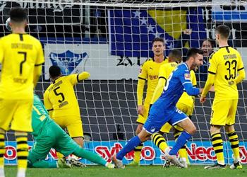 بالفيديو هوفنهايم يقلب الطاولة في الوقت القاتل على بوروسيا دورتموند بالدوري الألماني