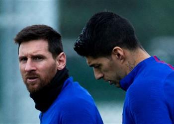 شكوك حول مشاركة ميسي وسواريز بديربي كتالونيا أمام إسبانيول