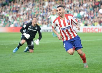 أتلتيكو مدريد يهزم ريال بيتيس بثنائية في الدوري الإسباني