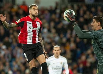 كورتوا ينتقد تقنية الـVAR بعد تعادل ريال مدريد مع أتلتيك بلباو
