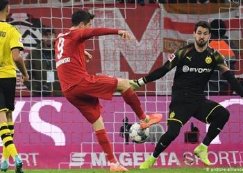 حارس دورتموند ليفاندوفسكي أفضل مهاجم في العالم