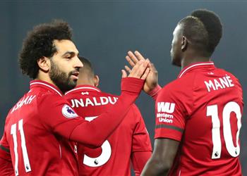 أسطورة ليفربول يحذر من رحيل محمد صلاح وماني في حالة الفوز بـ الدوري الإنجليزي