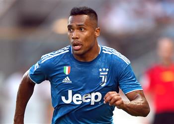 ساندرو بدأت مشواري م هاجما وظهوري الأول كمدافع كان كارثة