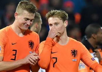 دي ليخت رد ا على دي يونج برشلونة أرغب في البقاء مع يوفنتوس لأطول فترة