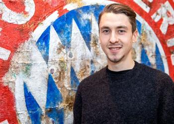 رسمي ا بايرن ميونخ ي جدد عقد لاعبه الم عار