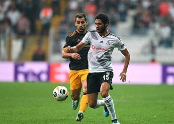 وكيل محمد النني يرد على أنباء اقترابه من ميلان