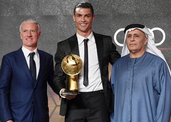 ديشامب أتمنى تتويج يوفنتوس بدوري أبطال أوروبا ورونالدو بطل رائع