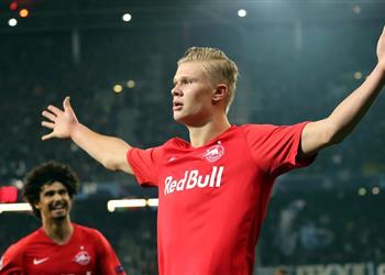 رسمي ا وبالفيديو بوروسيا دورتموند يهزم كبار أوروبا ويضم هالاند