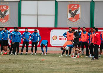 الأهلي يختتم تدريباته غد ا استعداد ا لمصر المقاصة وبرنامج تأهيلي لـ أجاي ووحيد