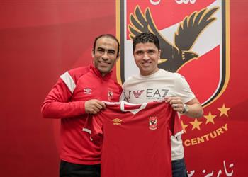 عبد الحفيظ يعلن الموعد المقترح لمباراة الأهلي والهلال السعودي في مهرجان اعتزال طارق التايب