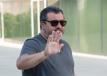 بسبب بوجبا رايولا مانشستر يونايتد يمكنه تدمير مارادونا وبيليه ولن أتعامل معهم مجدد ا